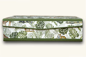 Schachtel mit zartem Blumenmotiv Papeterie Schreibweise